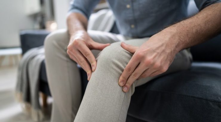 Knee Pain After Drinking Alcohol: Are They Related?